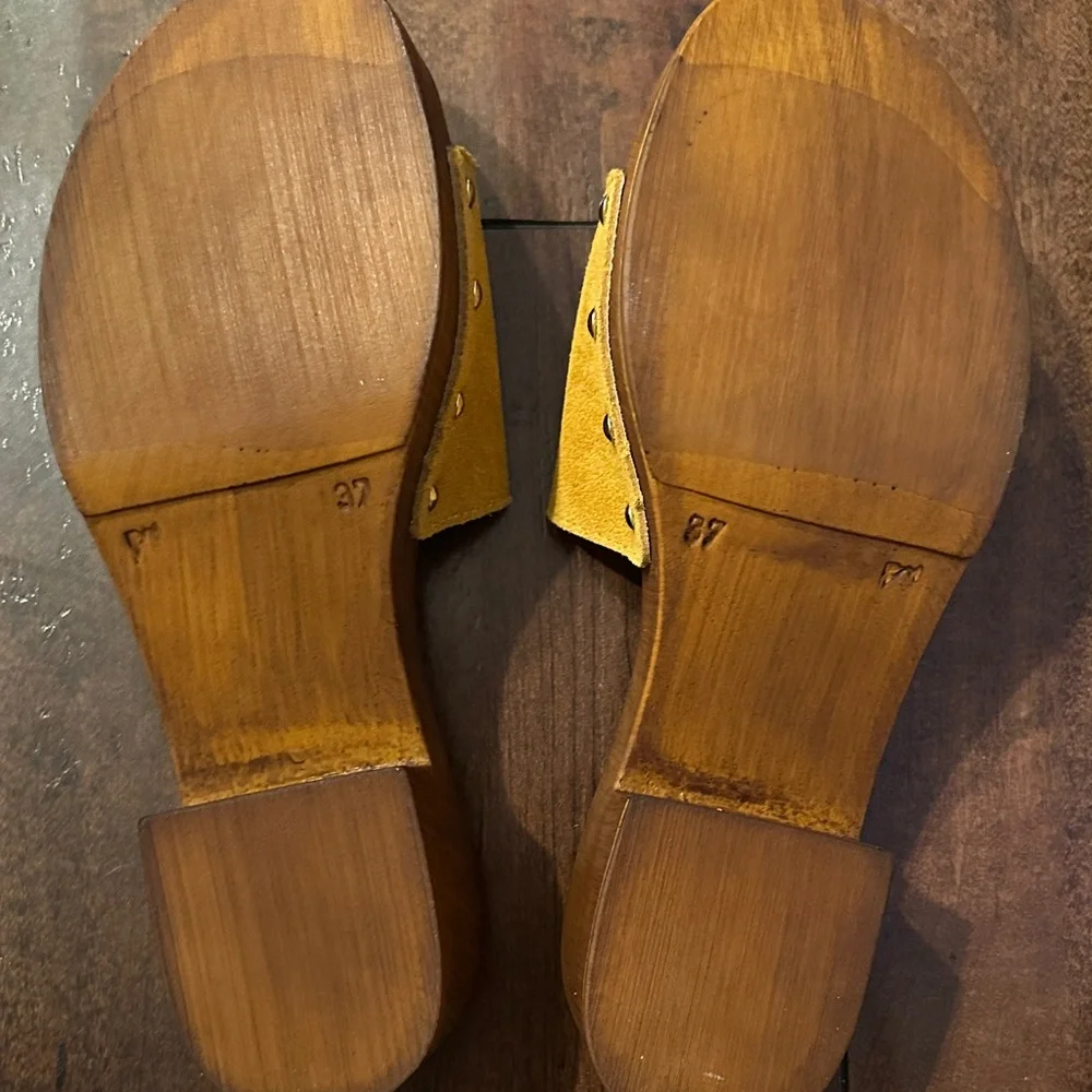 Crown Vintage muted Mustard Suede Slide Clogs-Made in Italy-NWOT - Picture 6 of 15